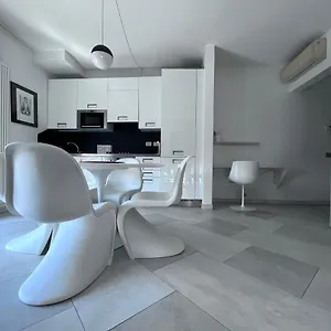 villa-fenix-milano.it-lombardy.com/